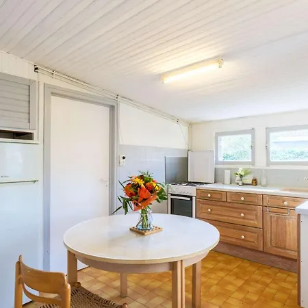 - A Deux Pas Du Maison Avec Jardin Pour 6 Personnes *