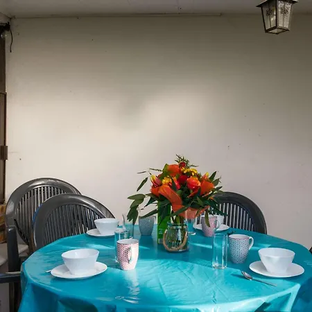 - A Deux Pas Du Maison Avec Jardin Pour 6 Personnes Villa *