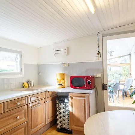 Villa - A Deux Pas Du Maison Avec Jardin Pour 6 Personnes *
