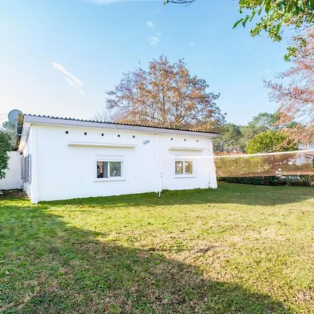 Villa - A Deux Pas Du Maison Avec Jardin Pour 6 Personnes *