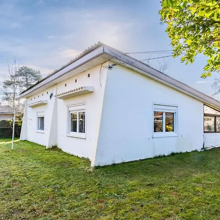 - A Deux Pas Du Maison Avec Jardin Pour 6 Personnes *